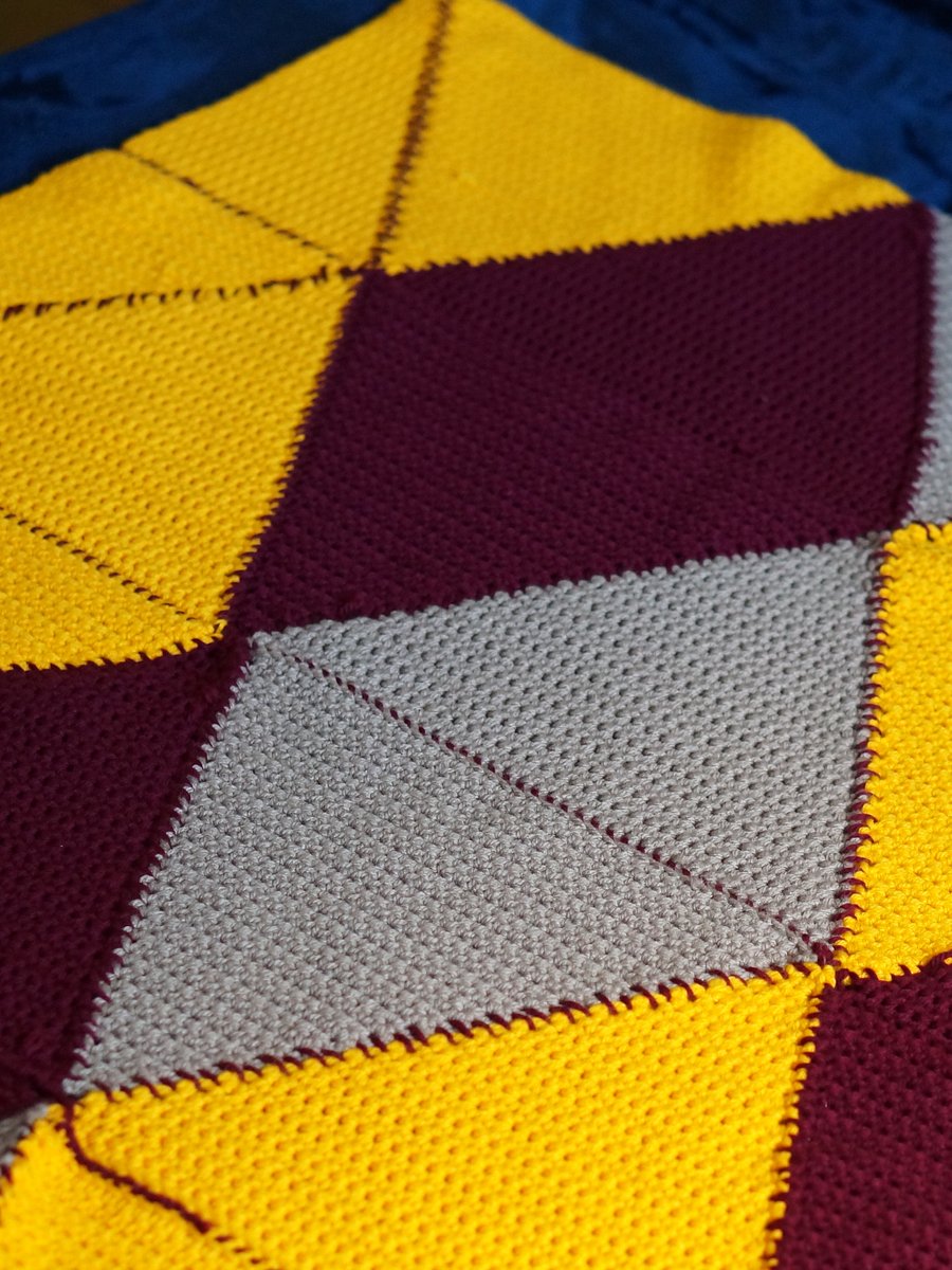 Triangle blocks blanket pdf pattern product image (3)