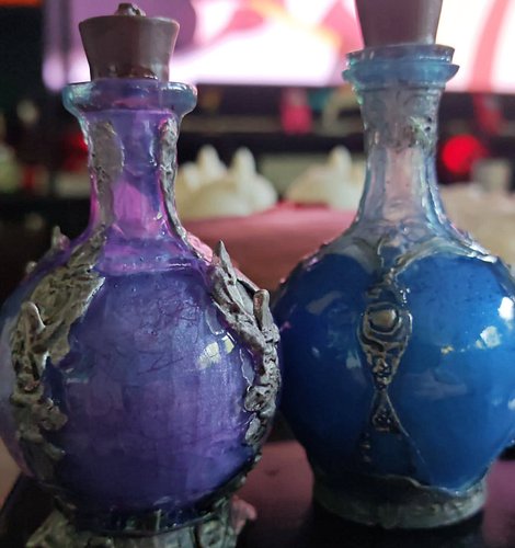 Potions anyone? I am making them for my table just as decoration to pass the time till streaming tonight after dinner! 

(Don...