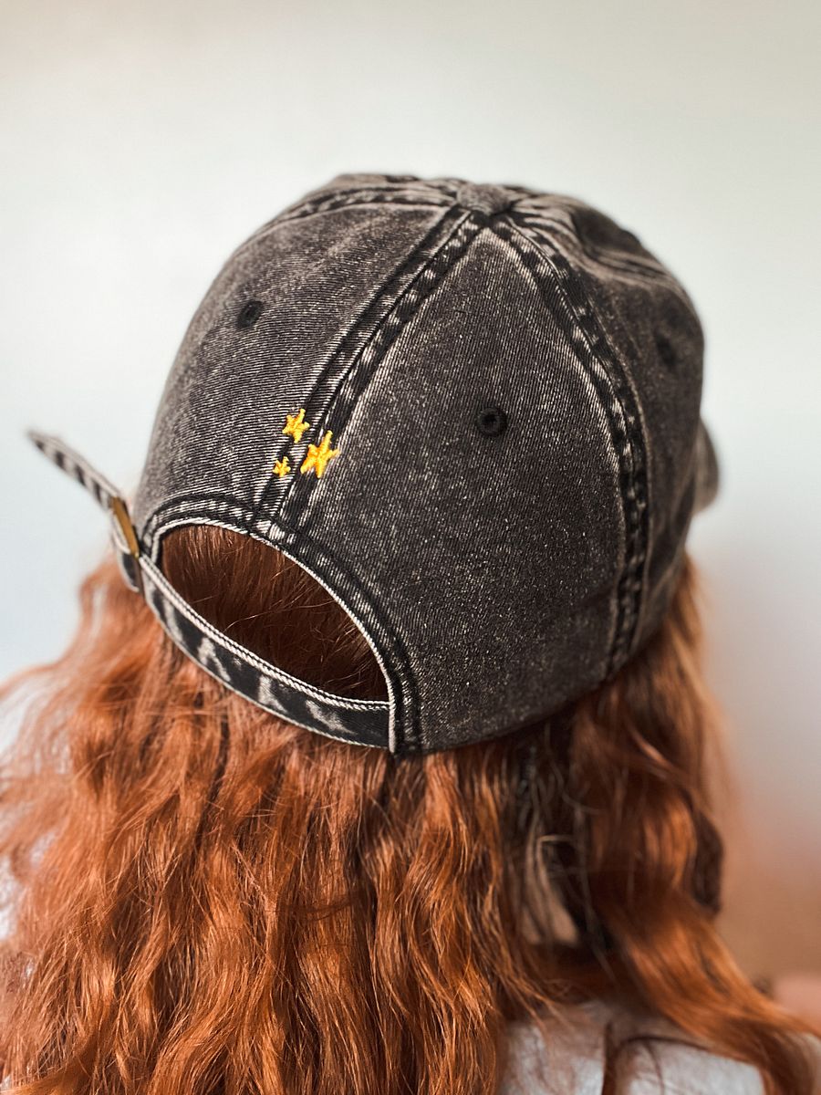 stinky dad hat product image (4)