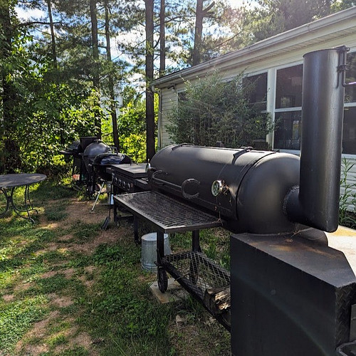 Quick shot of the main grill lineup!
#grilling #bbq #griddle #offset #offsetsmoker #grill