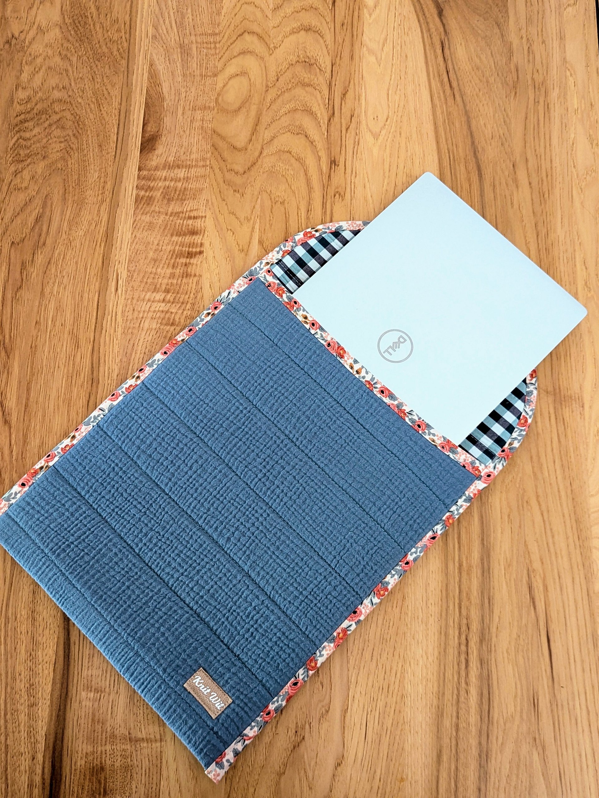 Gauze & Gingham Laptop Sleeve product image (5)
