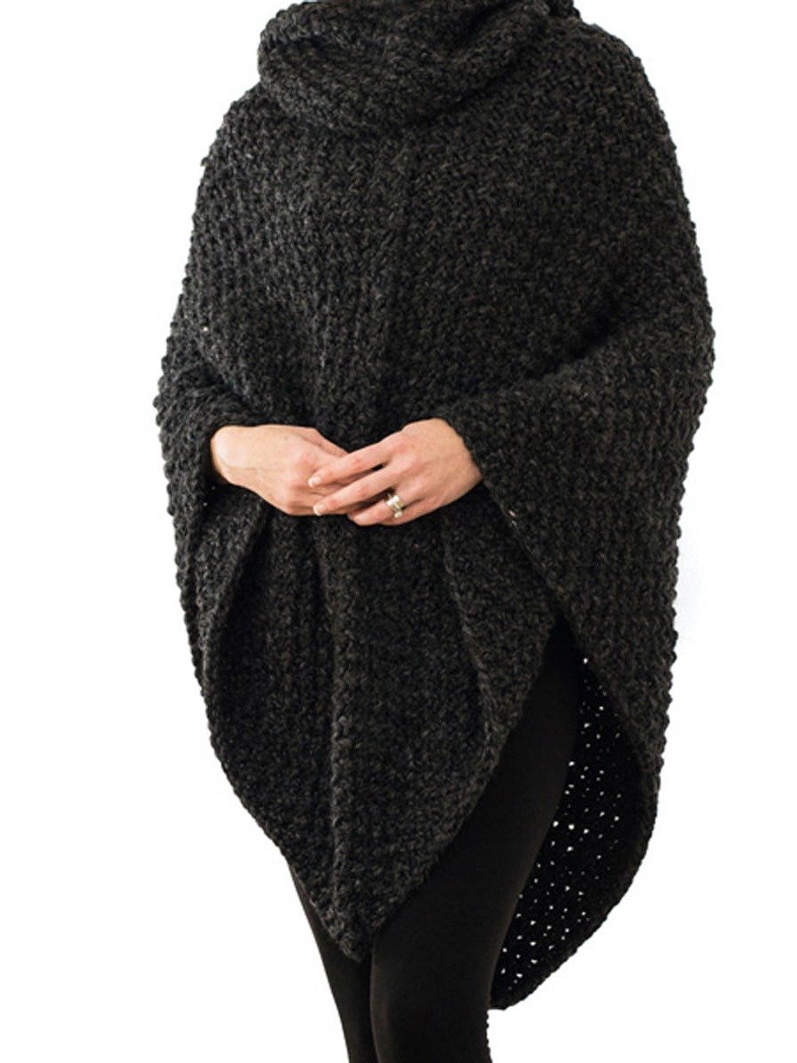 Chunky Triangle Poncho Knitting Pattern - Valiant product image (3)
