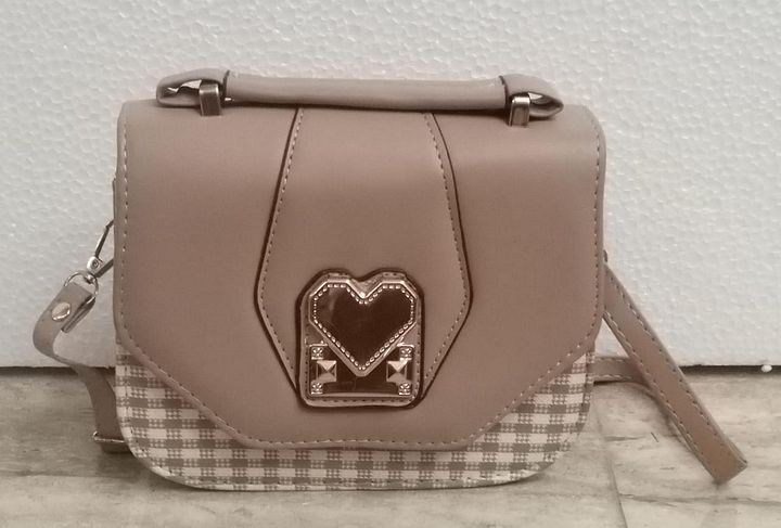 HAND BAG product image (1)