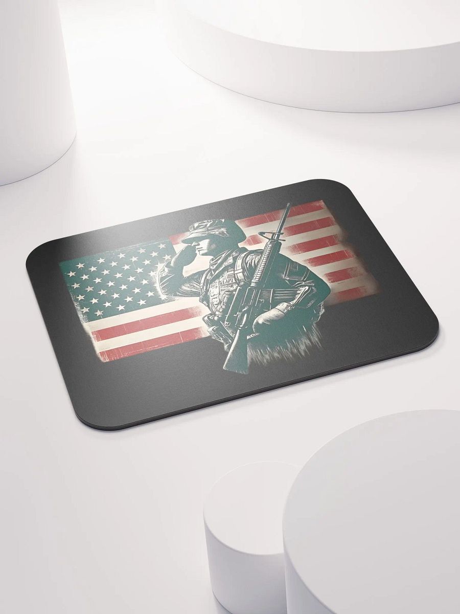 Saluting Soldier - Proud USA Patriotic Tribute Vintage Mouse Pad product image (4)