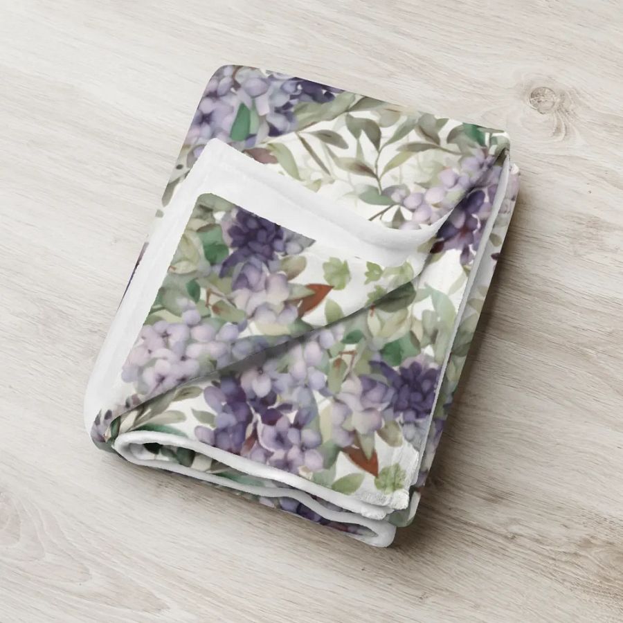 Luscious Lilacs In Bloom product image (10)