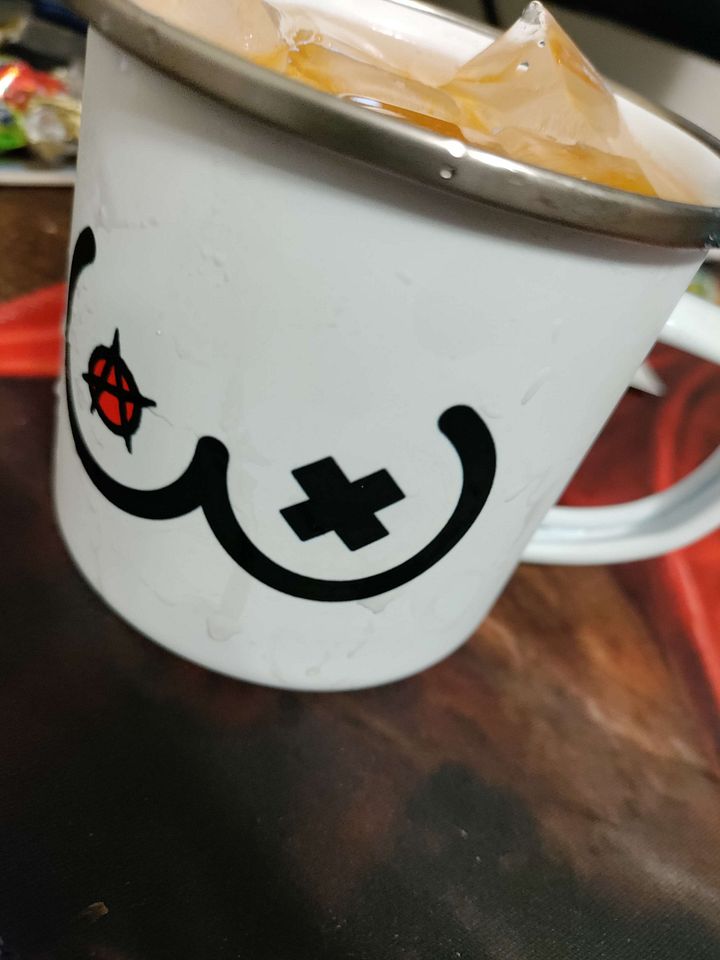 Vixwytch Bobs Enamel Tea Mug product image (1)