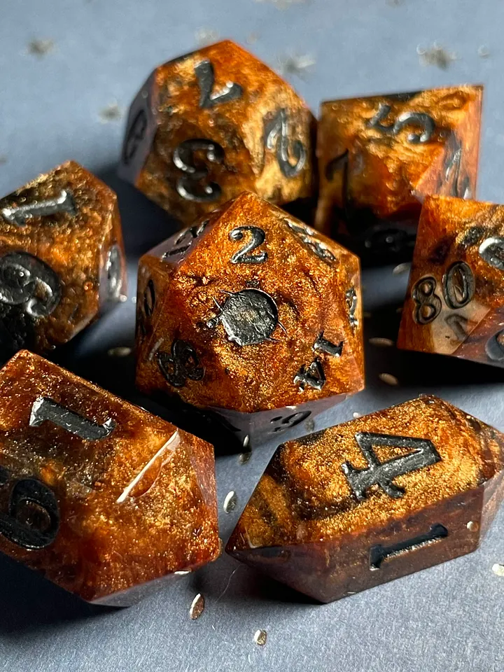 "The Tarnished" 7pc Dice Set product image (1)