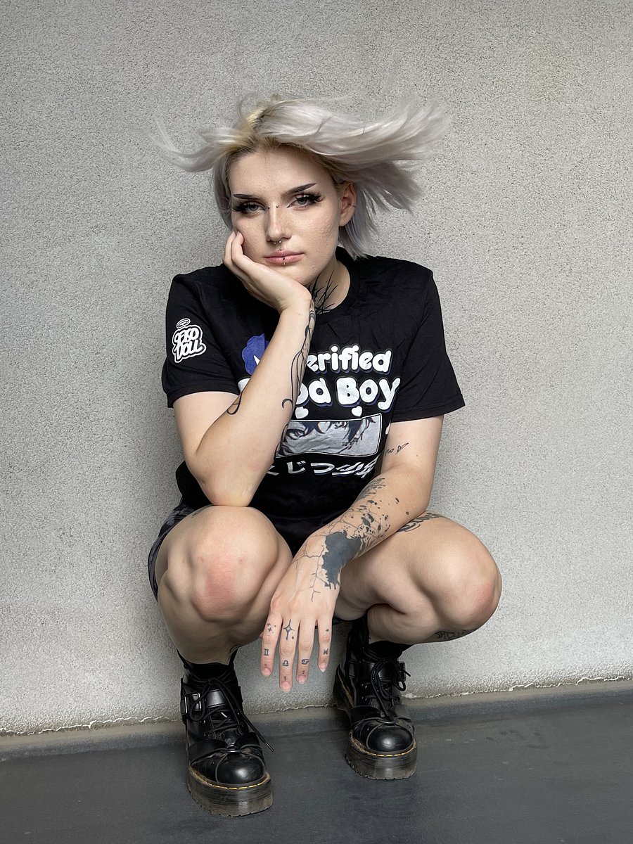 ✅VERIFIED GOOD BOY Tee product image (3)