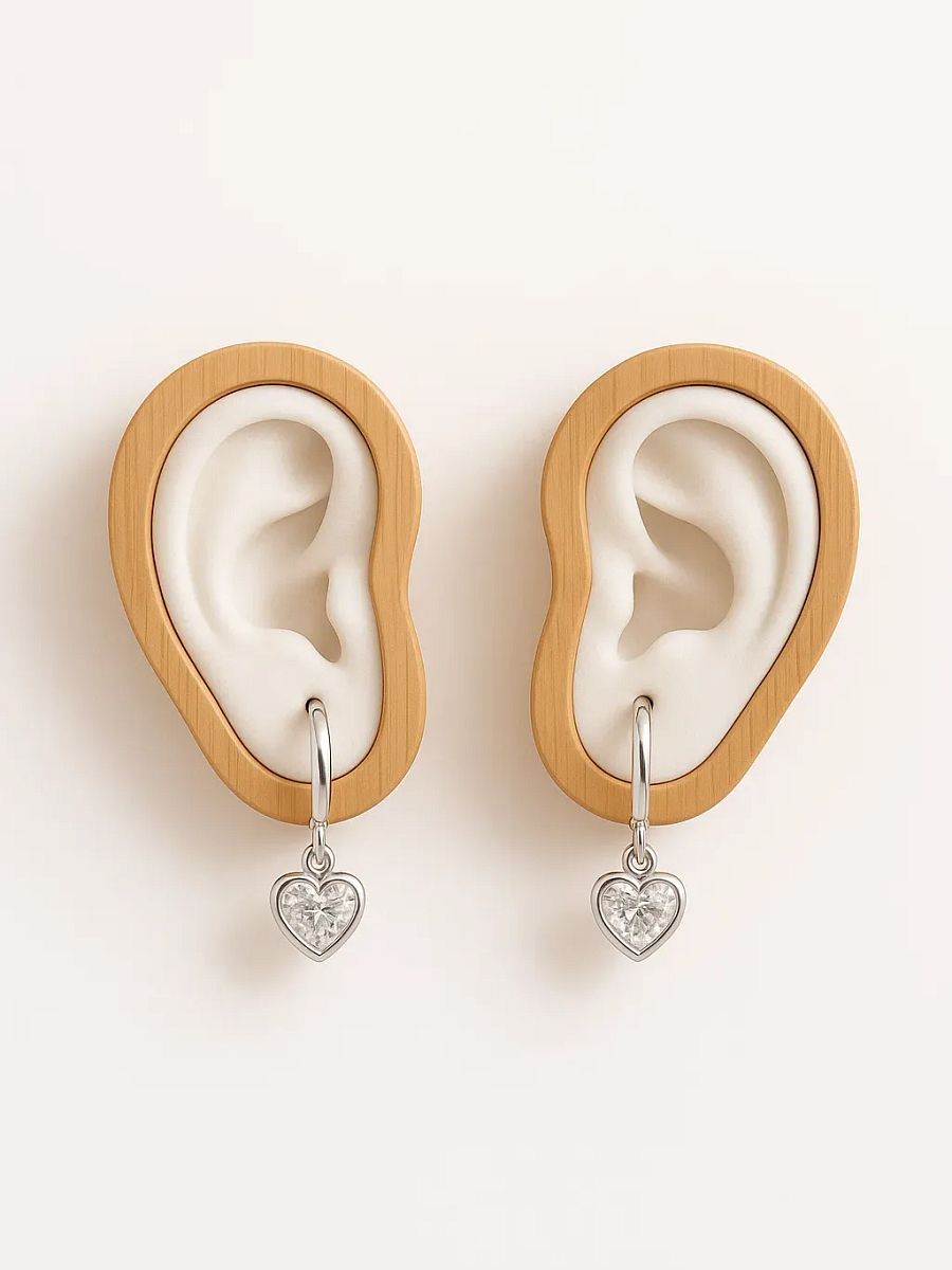 The Amoura Hoops product image (3)