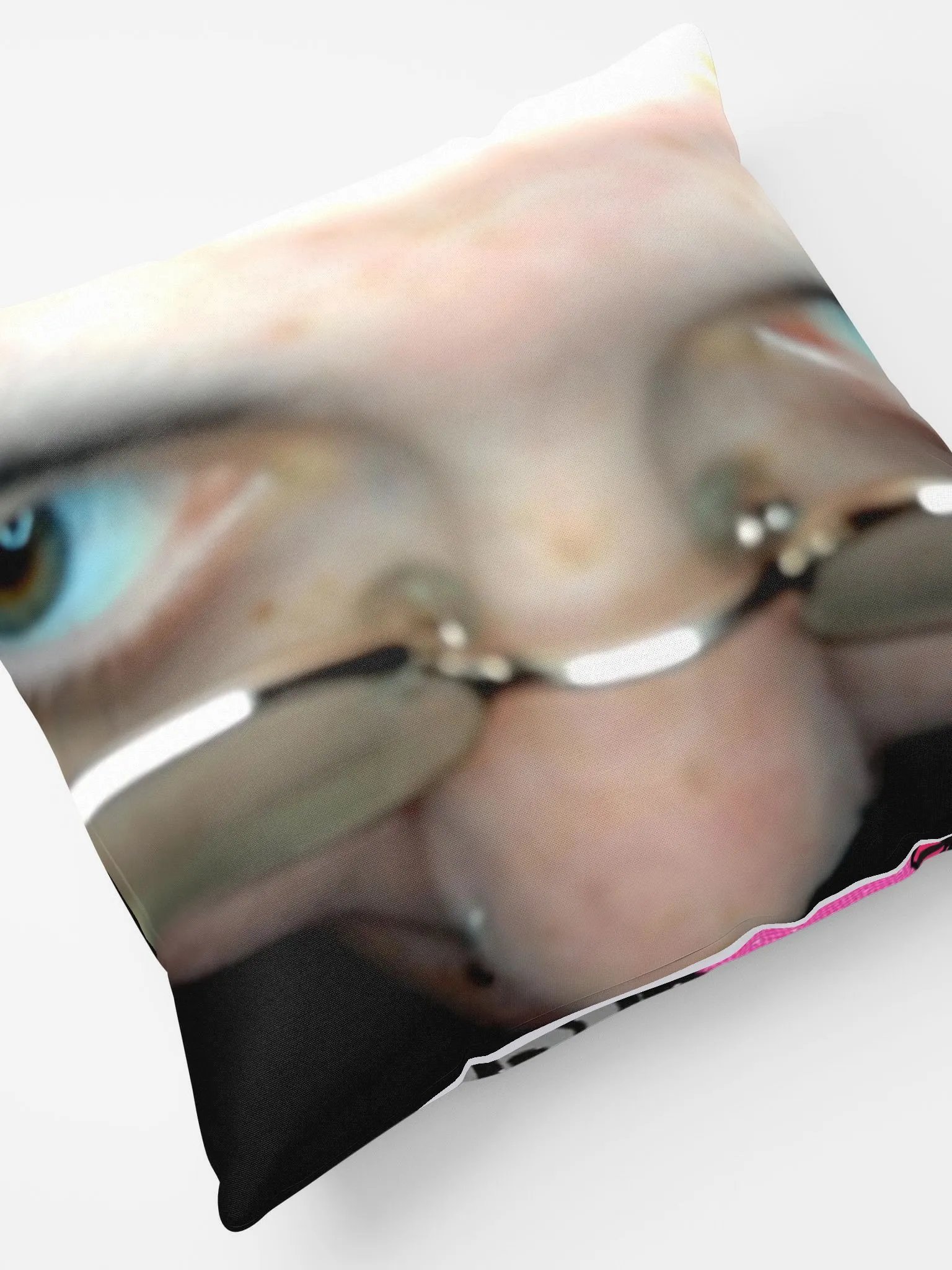 Frutiger Metro 'Fanedit' Pillow product image (4)