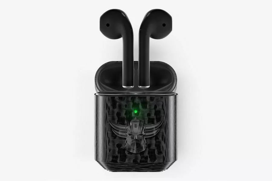 Hadoro X UFO Robot Grendizer AirPods in Carbon Fiber Limited Edition 10 Globally product image (1)