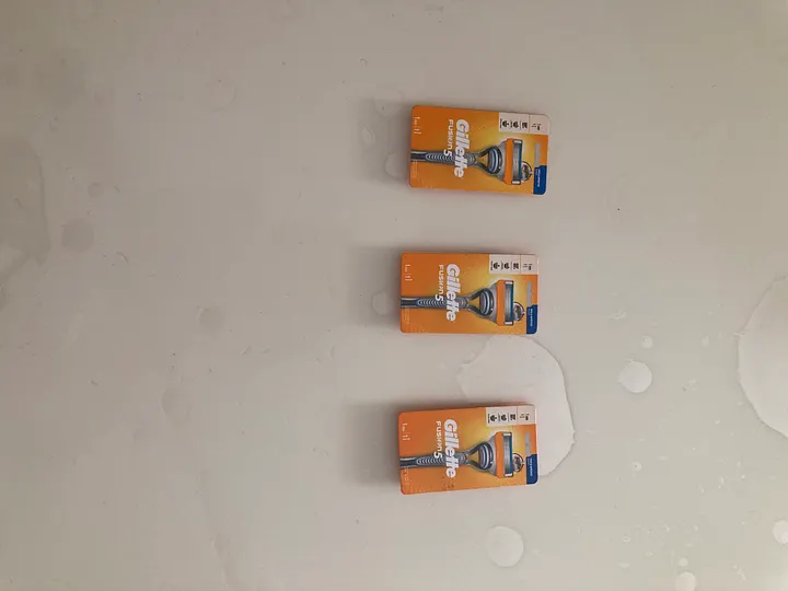 Coles Little Shop Gilette Shaver product image (1)