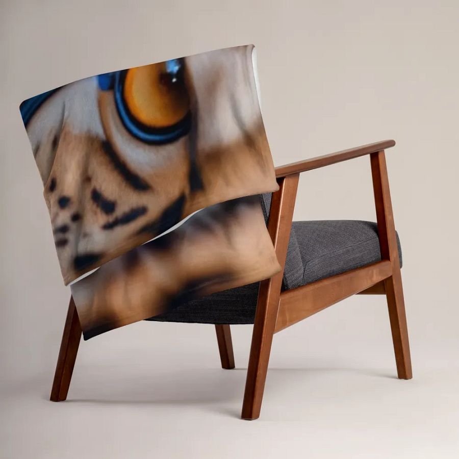 Big Cat Cheetah Face Throw Blanket product image (5)