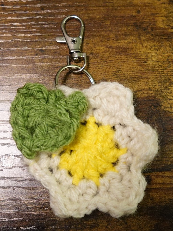 Flower KeyChain 🌼 product image (2)