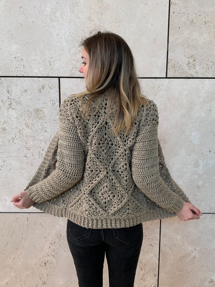 Tulip Square Cardi product image (2)