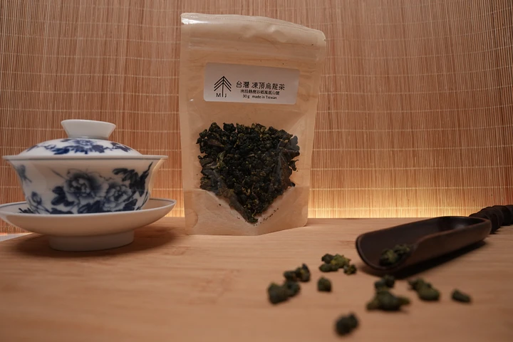 凍頂烏龍茶 Tongding Oolong Tea product image (1)