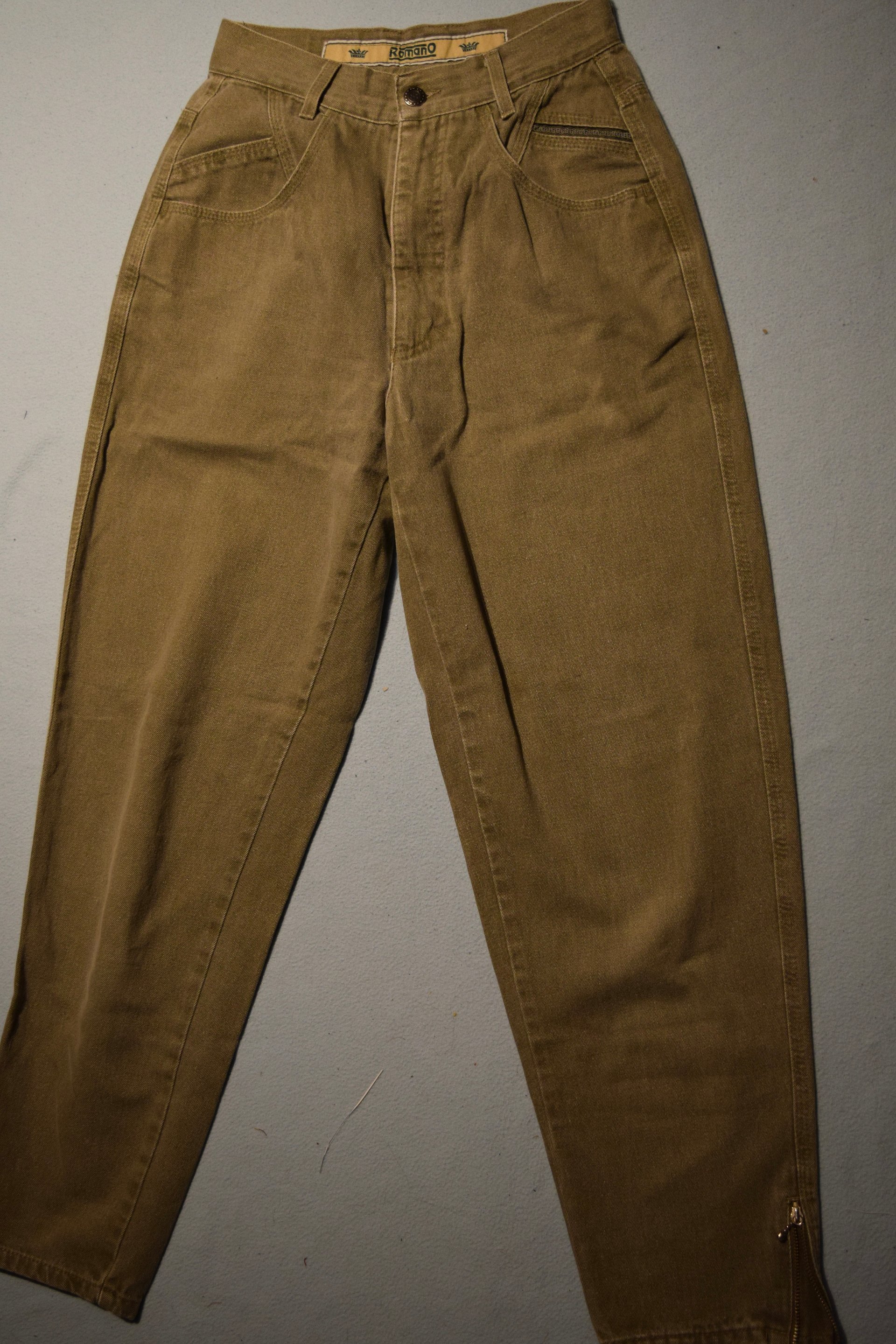 Layered paint-splatter product image (2)