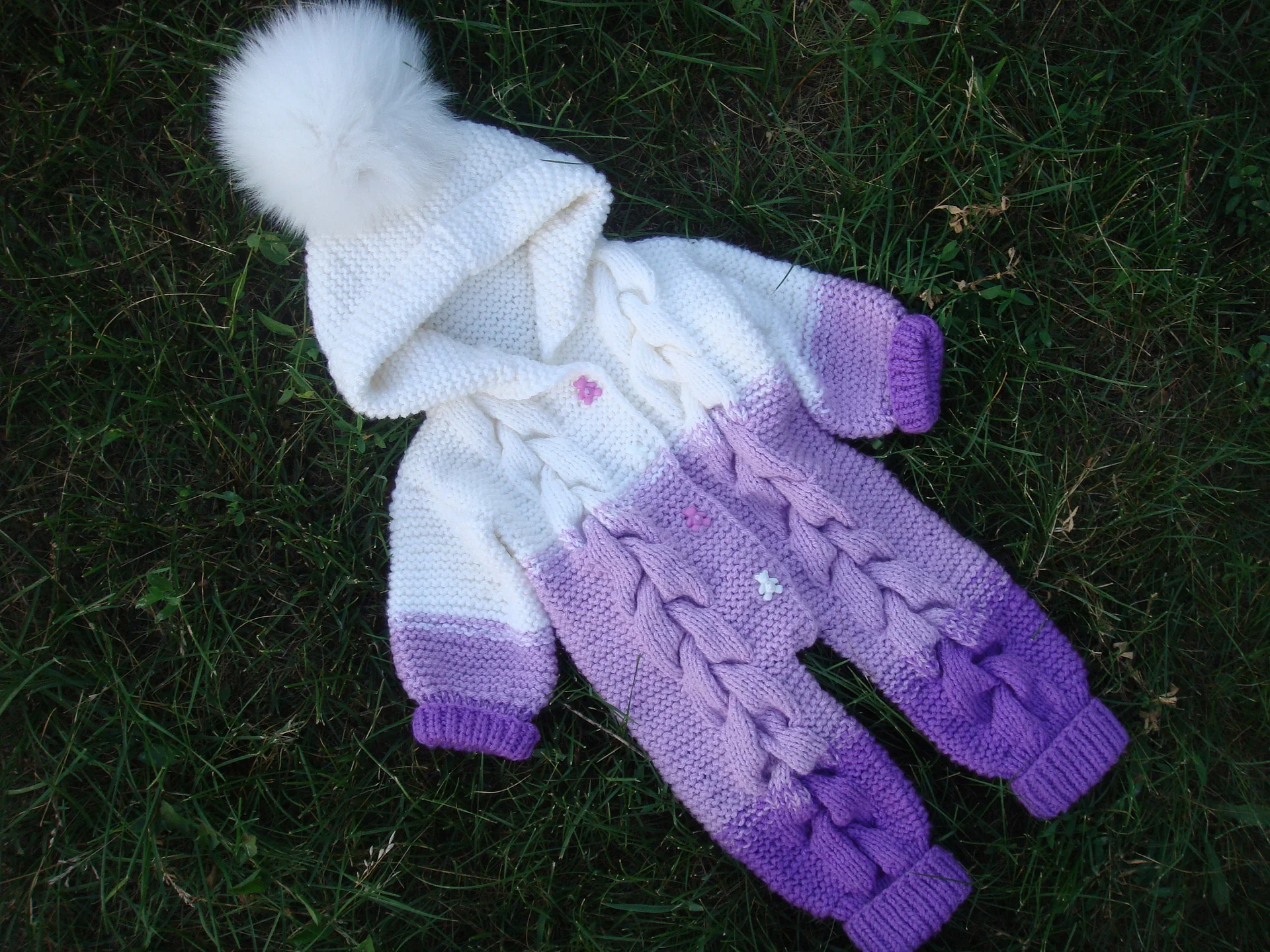 Cable Knit Baby Romper Knitting Pattern: Bunny Style Overall product image (1)