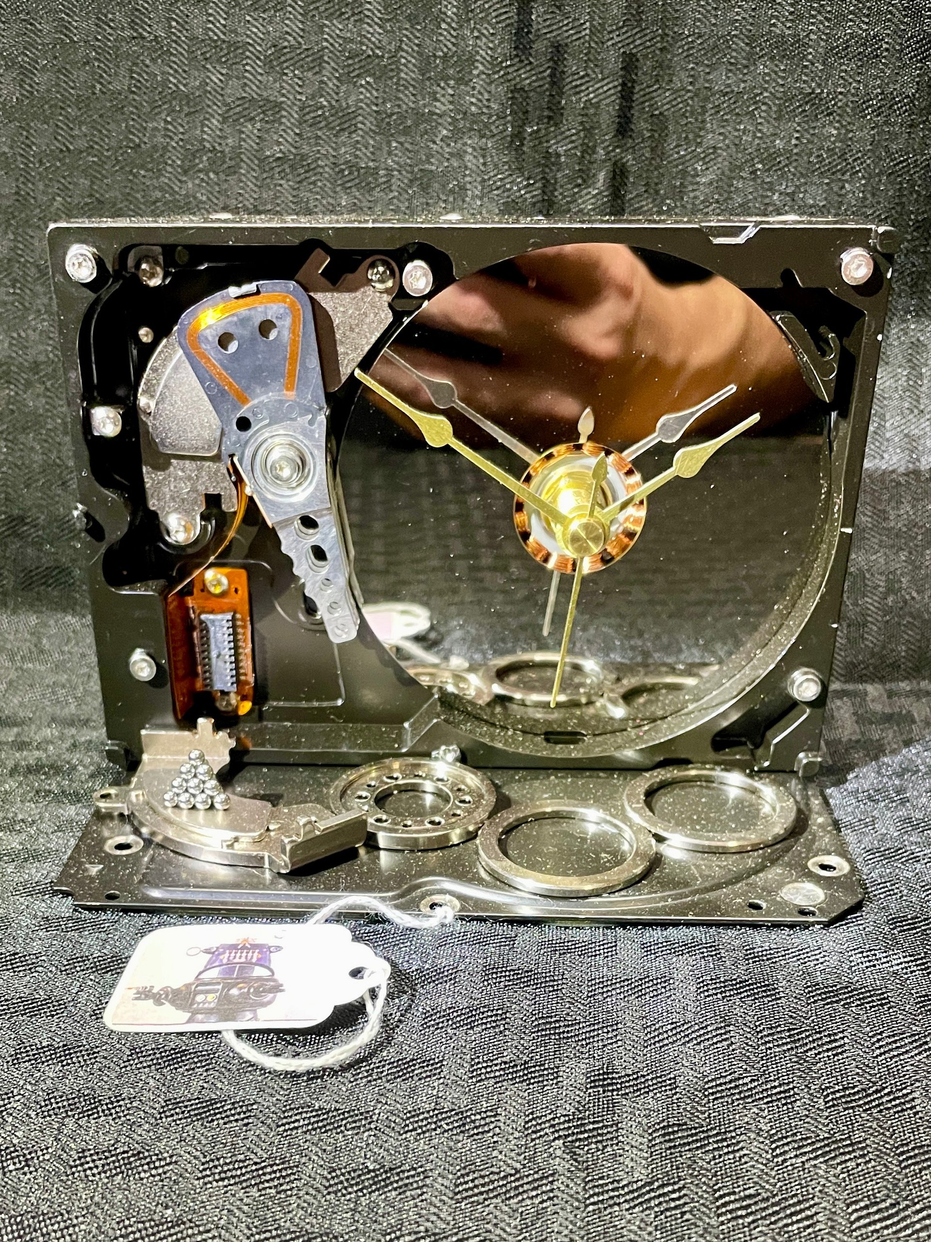 Robby - Hard Drive Clock product image (2)