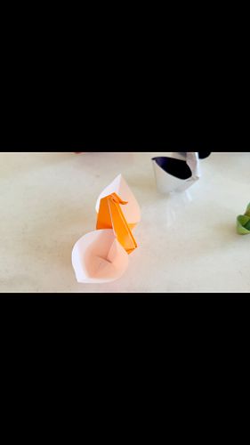 #origami Delivery Duck #funny #cute #paper #papercraft