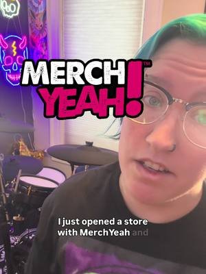 How I draw my drippy skulls and put them on my new @MerchYeah store! Their print quality is top notch and their site makes it super easy to set up and list your designs for real artists everywhere 💧💀 #merchyeah #skullart #illustrator #ad 