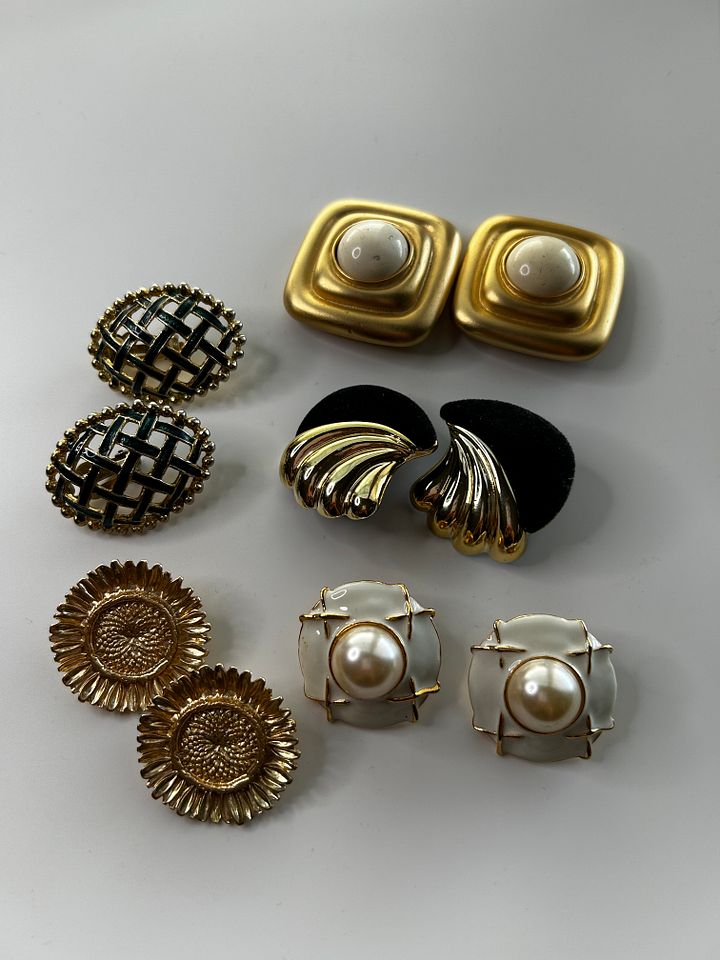 Vintage Chunky Clip On Earrings Lot of 5 product image (2)