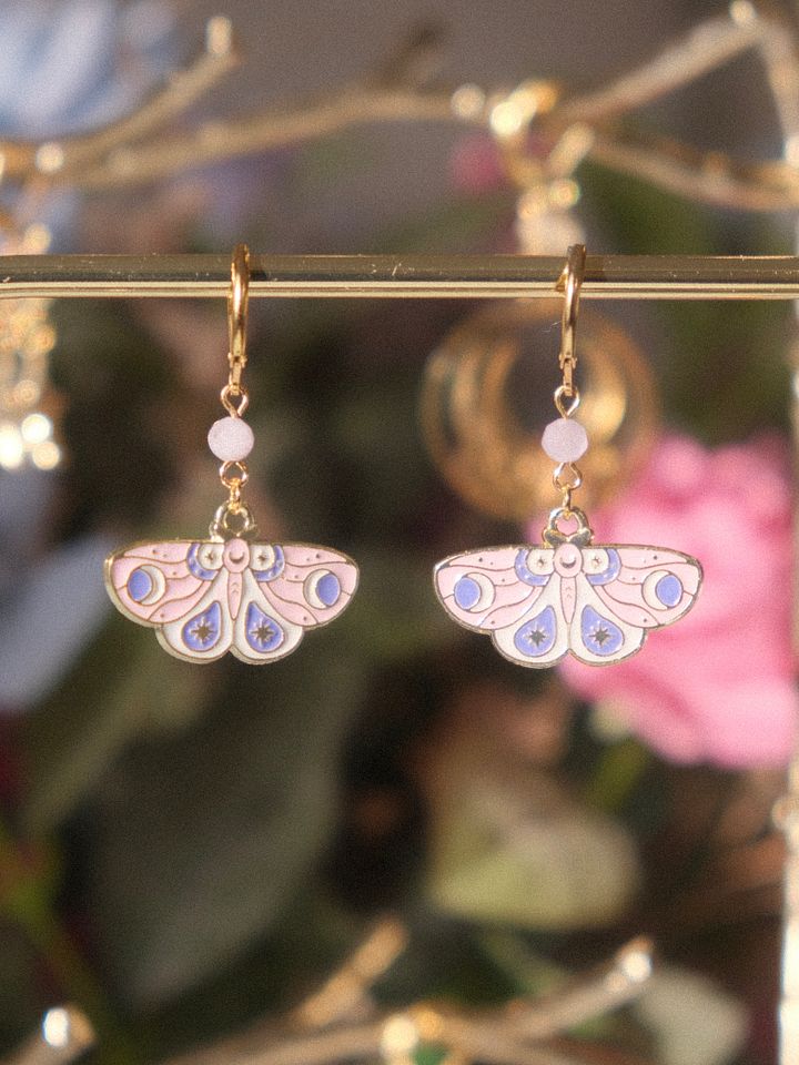Endearing moth - Kunzite earrings product image (1)