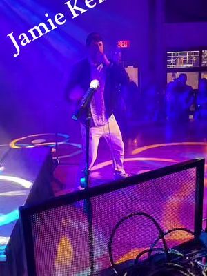 Jamie Kennedy singing Sir Mix-a-lot Baby got Back #bradg #malibusmostwanted #jamiekennedy 