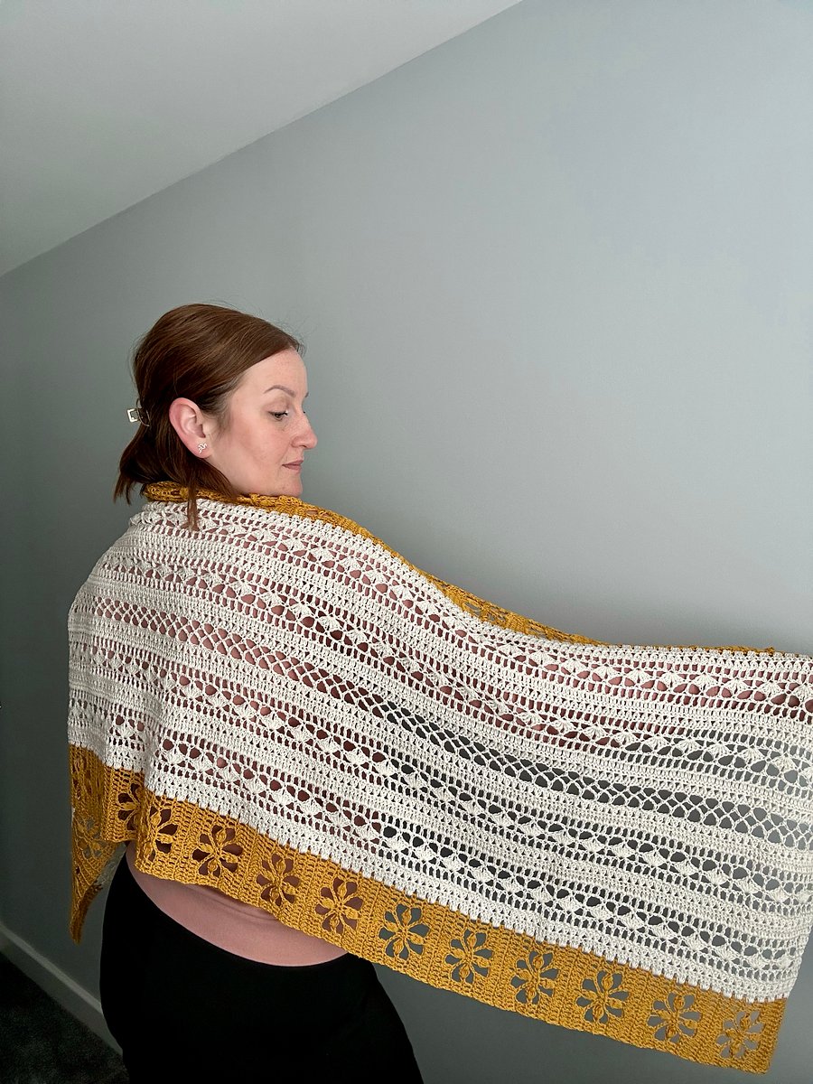 Heart Of Rose Shawl product image (12)