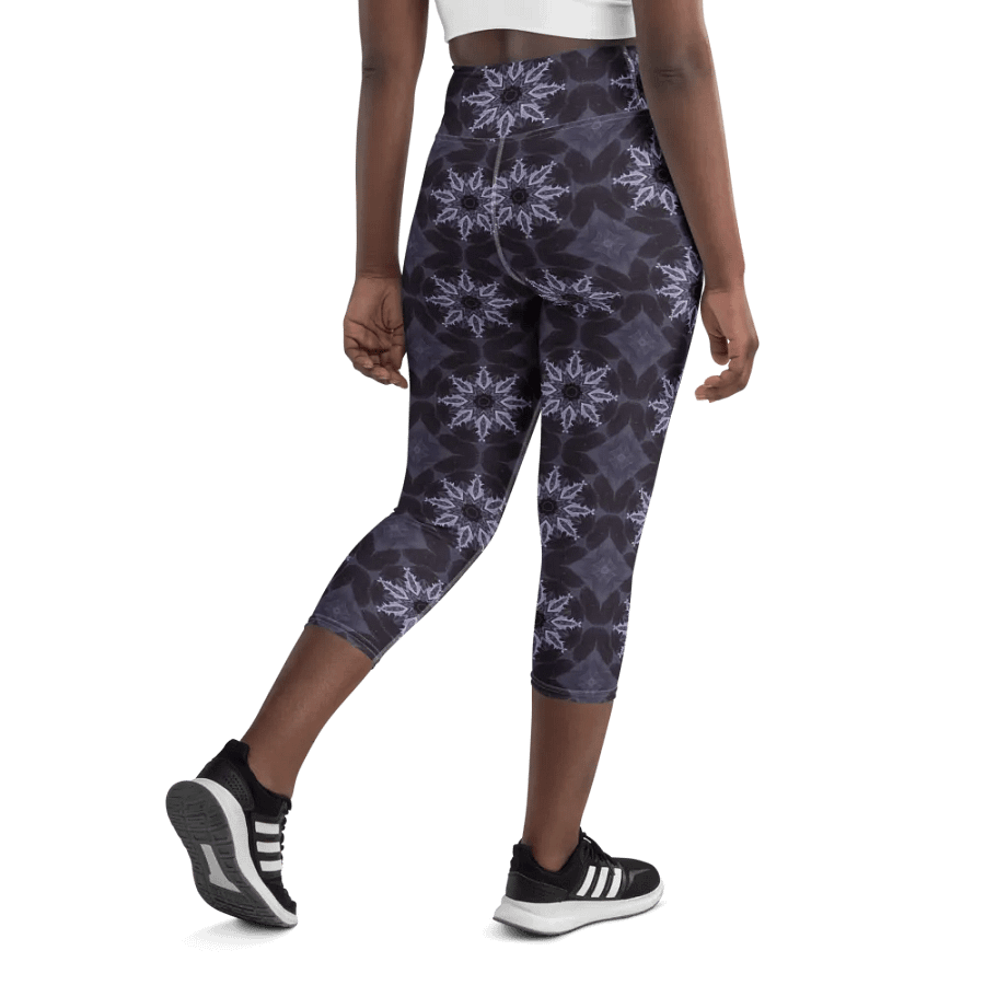 Shapes Galore Capri Leggings product image (8)