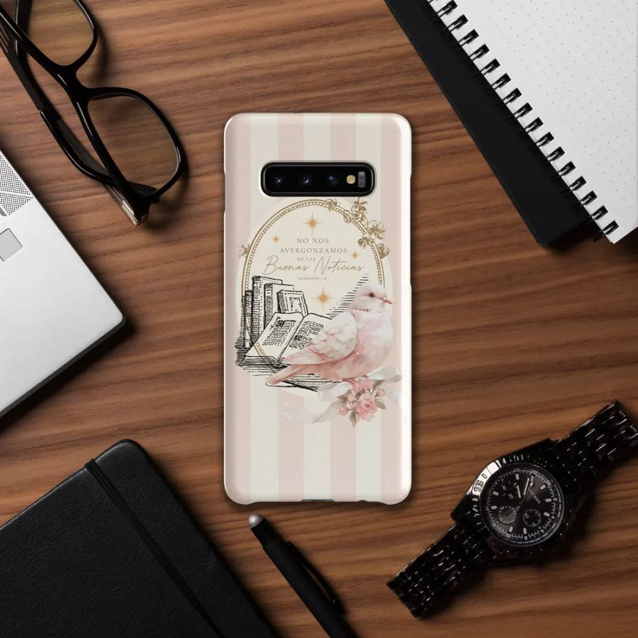 'No Nos Avergonzamos de las Buenas Noticias' Cream/Pink Vintage Dove Samsung® Snap Case product image (12)