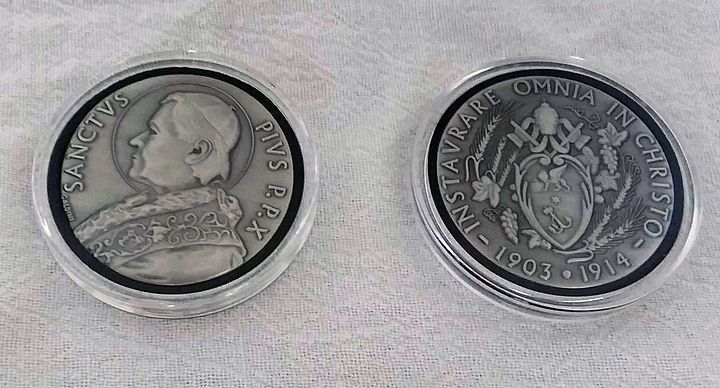 Pope Saint Pius X Coin product image (2)