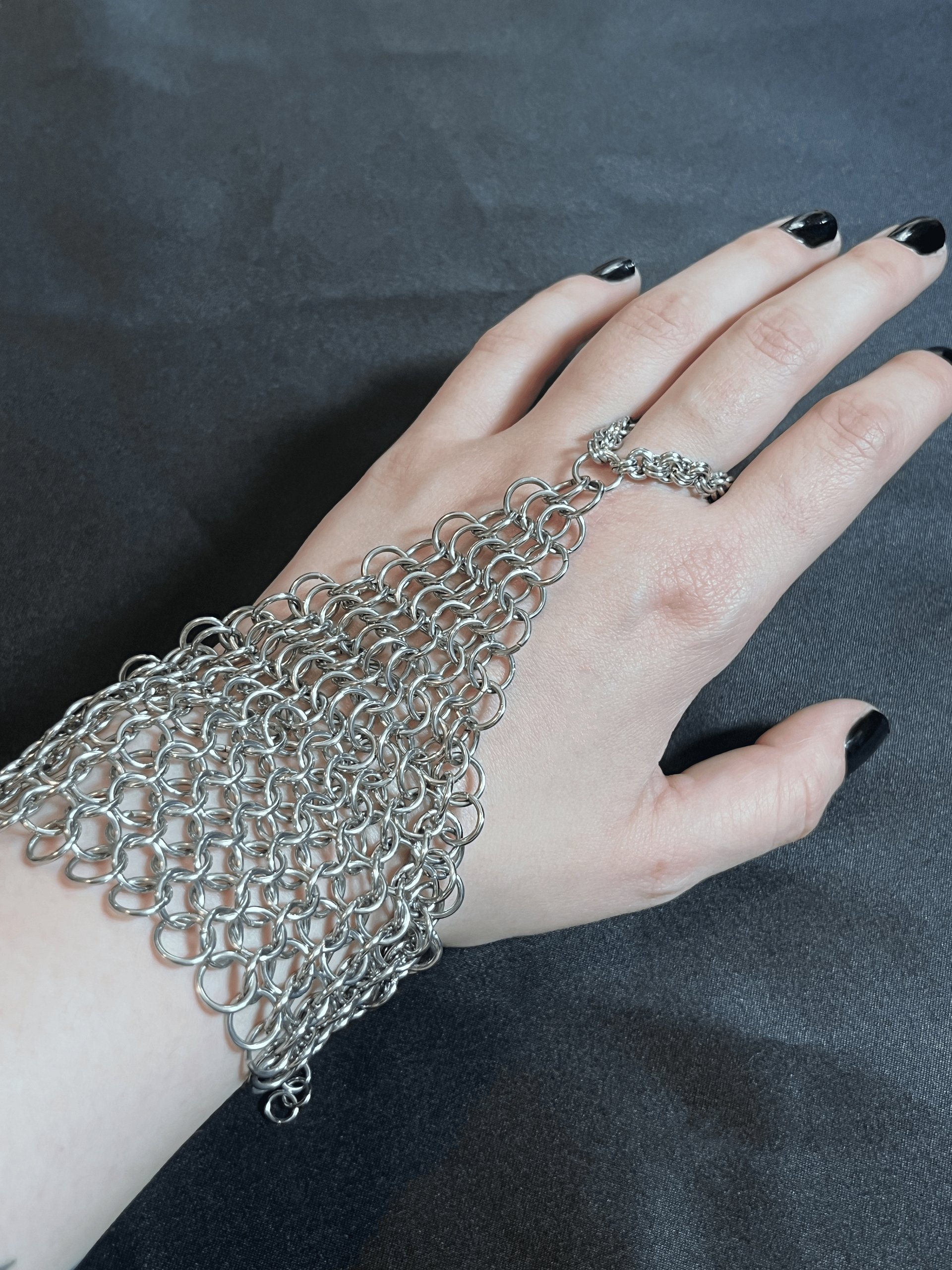 The Gauntlet product image (1)