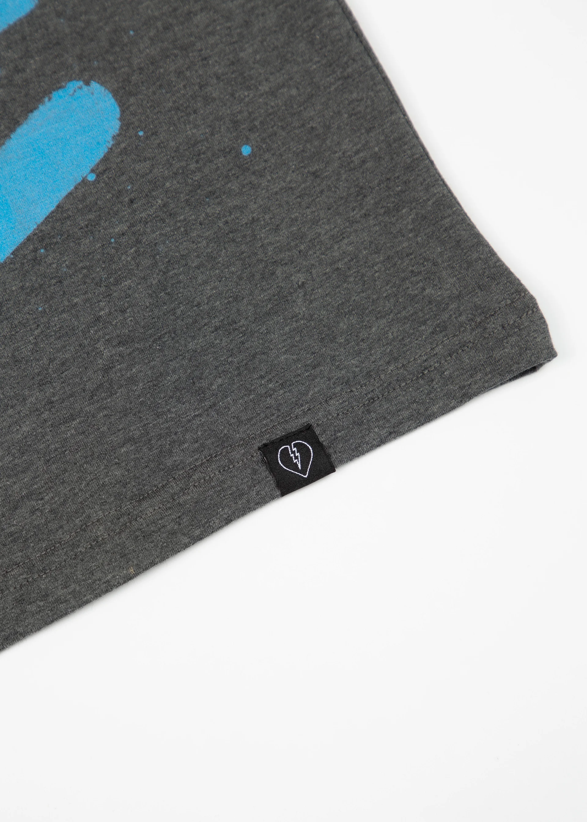 Bearly Alive Vintage Tee product image (7)