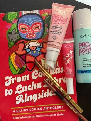 🩷Quick Vlog Review of makeup sent to me by @L.A. Girl Cosmetics !🩷 I’ll have a longer-wear day in my Texas Latino Comic Con vlog going up on my YouTube channel early September. Thank you LA Girl Cosmetics! 🖤 Products: 💗 PRO Perfect Multi-Tasking Invisible Primer 💜Glazed Lippie Lip Serum 💛 Ultimate Intense Stay Auto Lipliner  💗 Brow Saber Eyebrow Shaping Pencil 💜 PRO Perfect Dewy Setting Spray 🖤🖤 #lagirlcosmetics #makeupreview #primer #lipserum #settingspray 