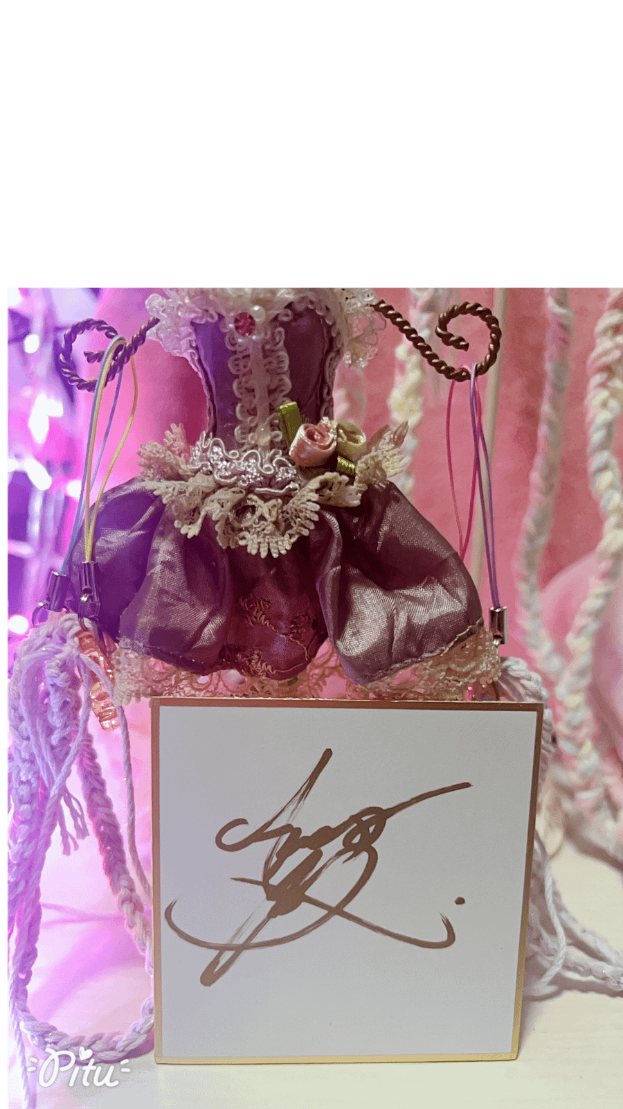 Aivee Signed Shikishi product image (1)