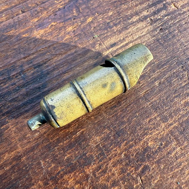 🎎 Antique Japanese Brass Whistle – Likely Taisho-Era Instructor or Military Use – Japan Antique Roadshow product image (1)