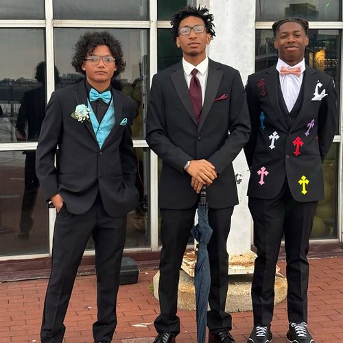 Which picture is your favorite?

I got a lot of good pictures from prom.
I enjoyed my time and I even ate a lot of food. Of c...