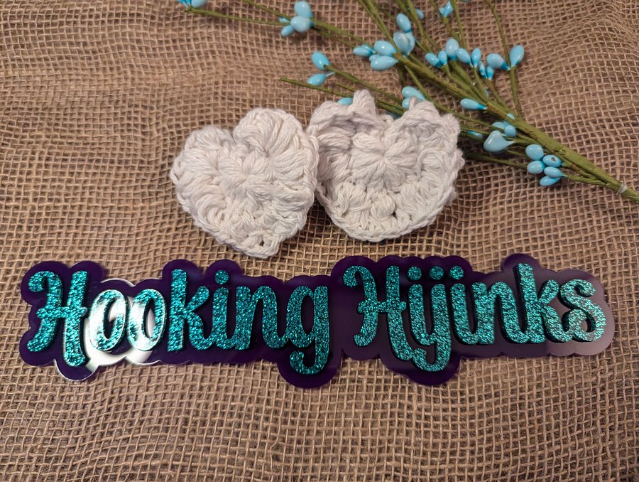 Heart Hair Clips - Color Changing (Pink) product image (1)