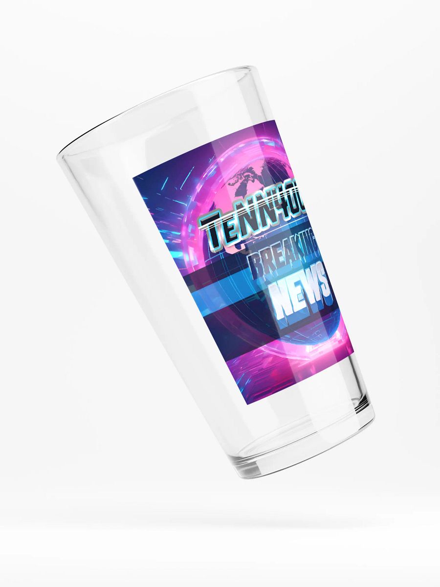 TeNN4OUR Breaking News Shaker Pint Glass product image (4)