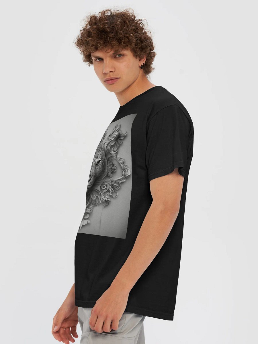 Lion T-Shirt product image (6)