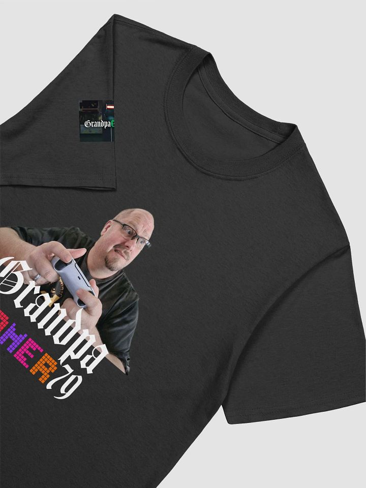 Pixelated Gamer Vibes T-Shirt product image (2)