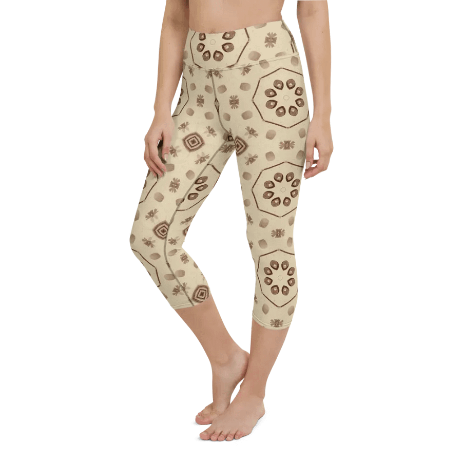 Hexagon Parade Capri Leggings product image (12)