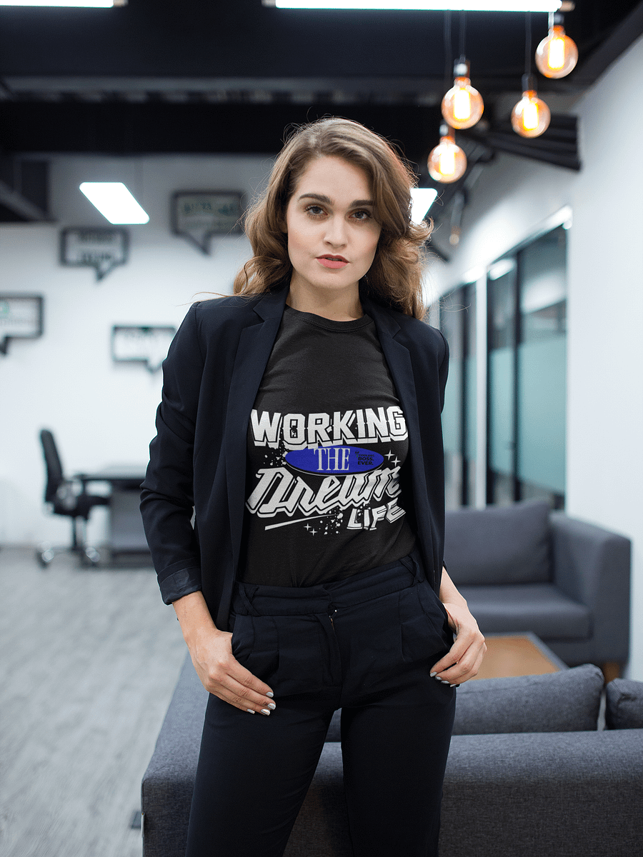 Special Edition Heavyweight T-Shirt – Coolest Boss Ever | Ultra-Soft, Elevated Fit & Leadership-Inspired product image (5)