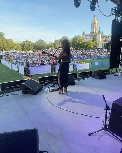Greater Hartford Jazz Fest was one for the books🫠 ☁️ 🍫 We had a magical time.
Featuring my ride or die’s 🔒🩶🙌🏽
•
@hartfordjazz...
