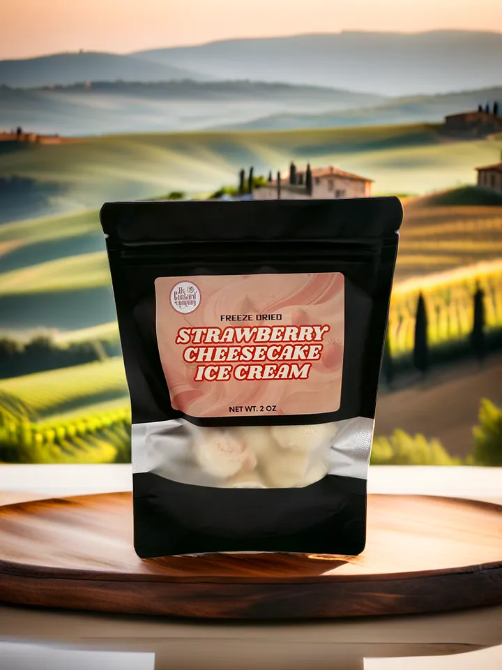 Strawberry Cheesecake Freeze Dried Ice Cream 🍓 (2oz) product image (2)