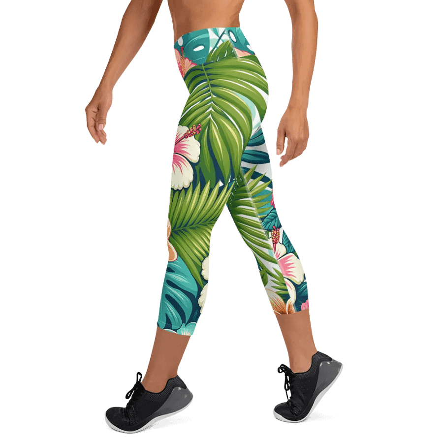 Tropical Blossom Paradise Yoga Capri Leggings product image (9)