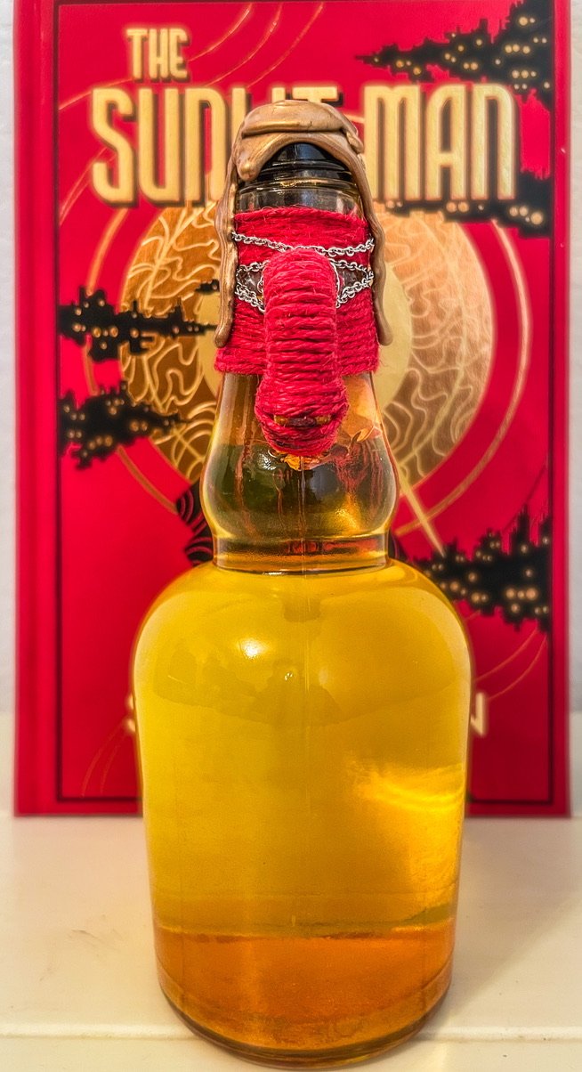 Sunlit product image (6)