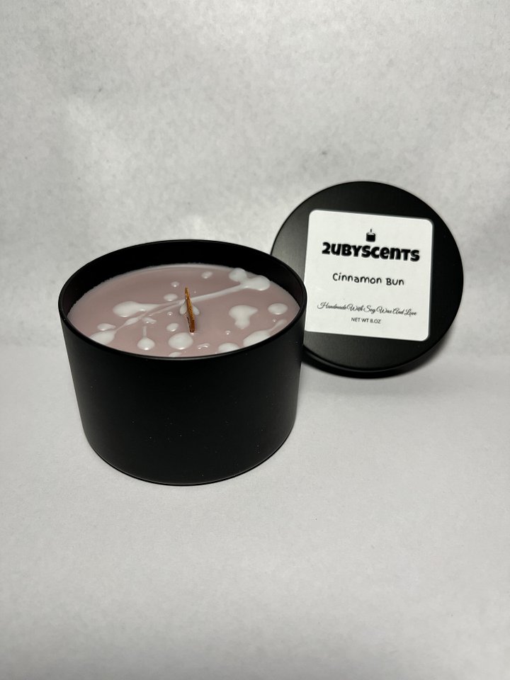 Cinnamon Buns Scented 8. oz Candle product image (2)