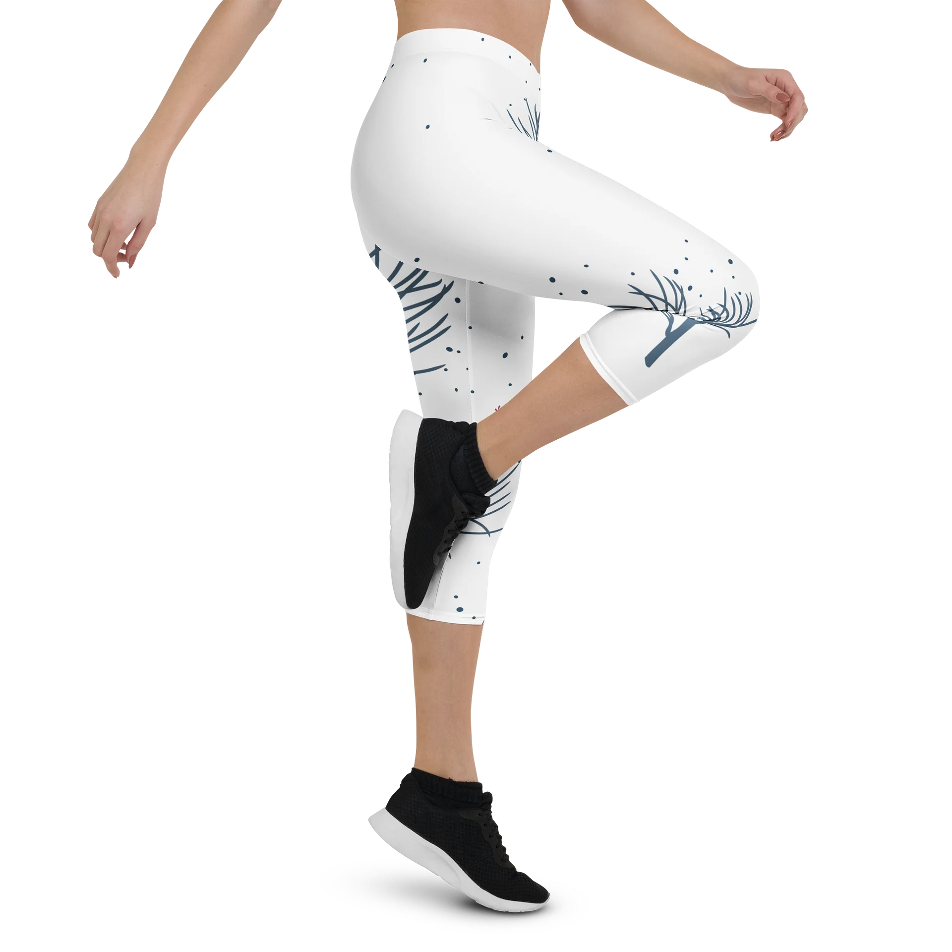 Koomapatti Island Butterfly Capri Leggings product image (4)